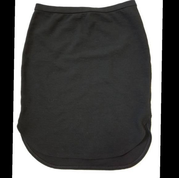 Banana Republic Dresses & Skirts - Banana republic Skirt size S